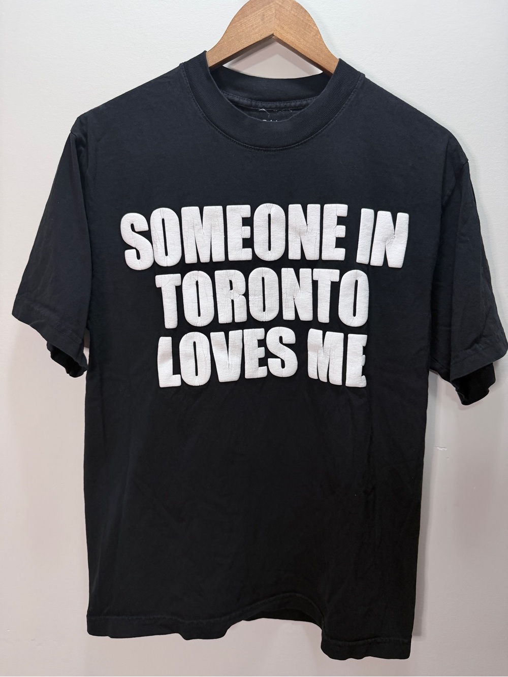 Drake Related Black Graphic Tee - Someone In Toronto Loves Me Size S 27x20-21